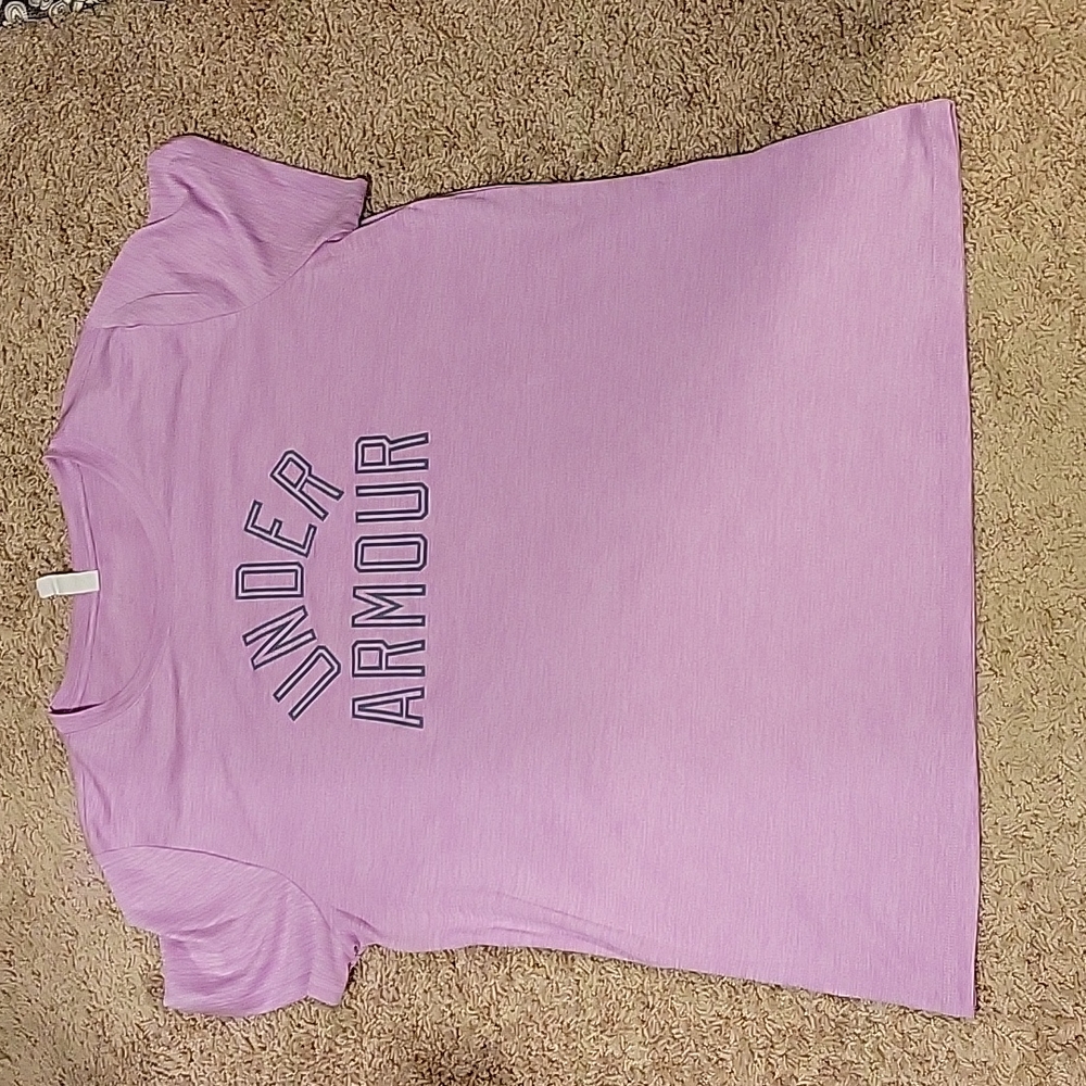 Pink heat gear Under Armour tee with grey logo